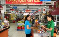 Vì sao người Việt từ “chiếu cố” đến "tìm dùng" hàng Việt?