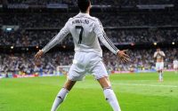 Ronaldo cao bao nhiêu
